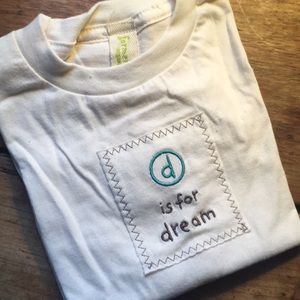 NWOT Farmerkids Organics kids tee -Dream